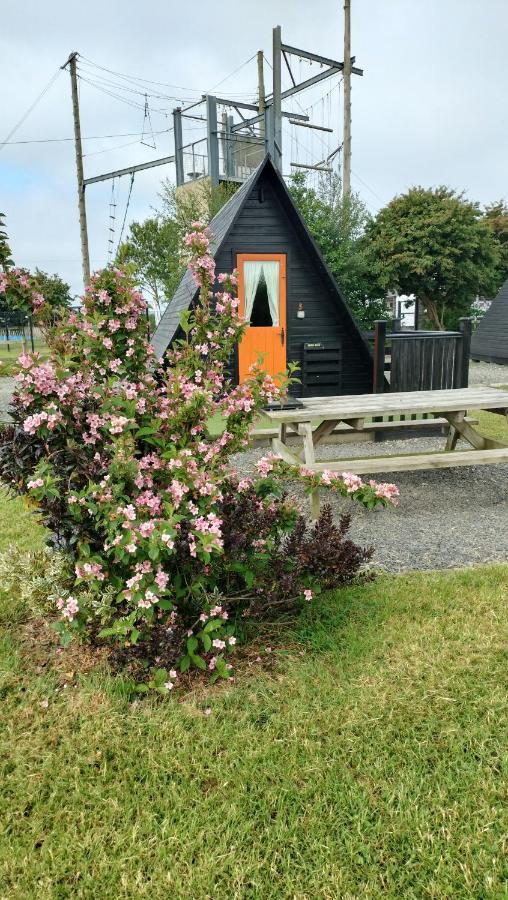 Carrowmena School House & Glamping Otel Limavady Dış mekan fotoğraf