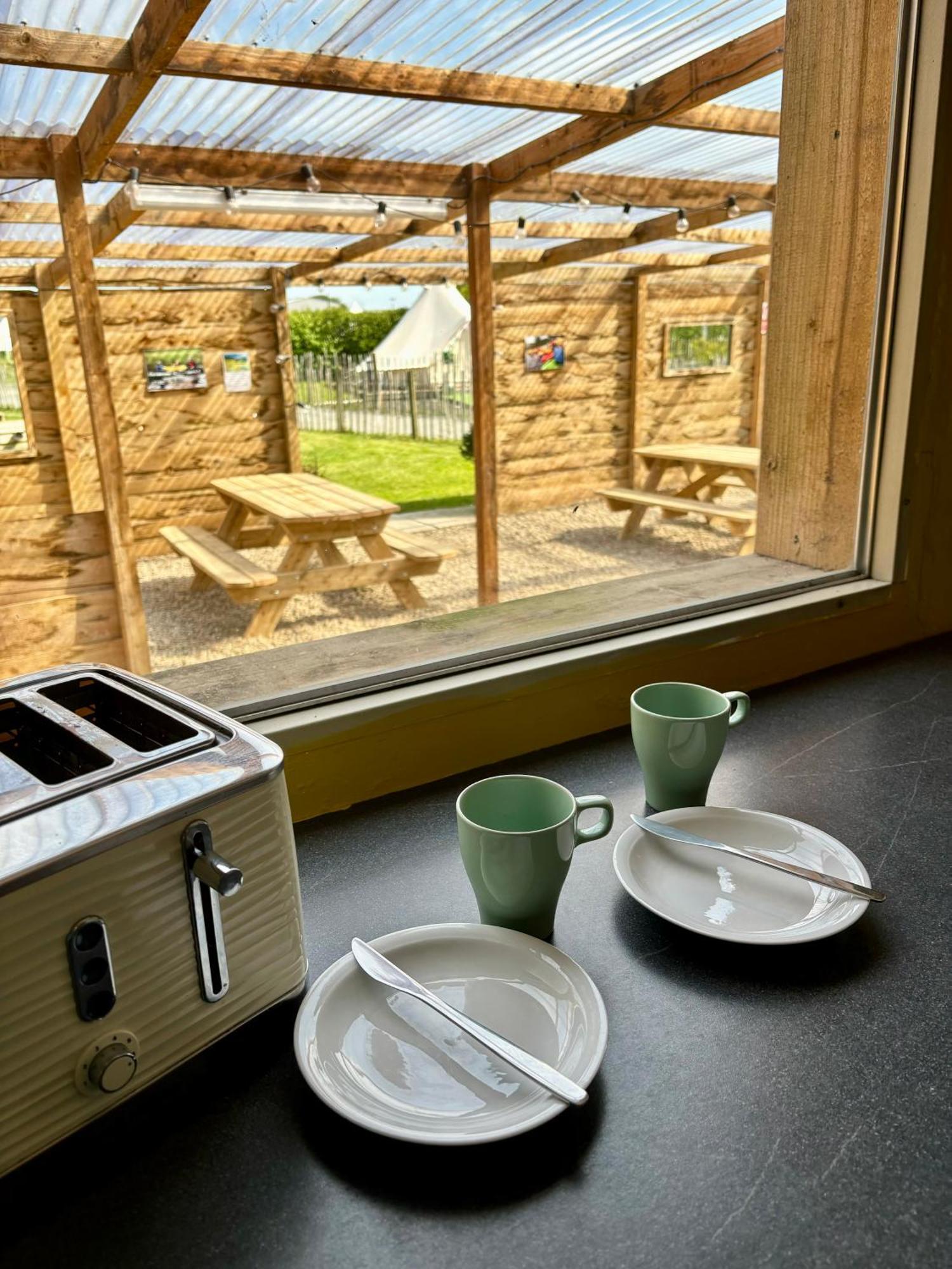 Carrowmena School House & Glamping Otel Limavady Dış mekan fotoğraf