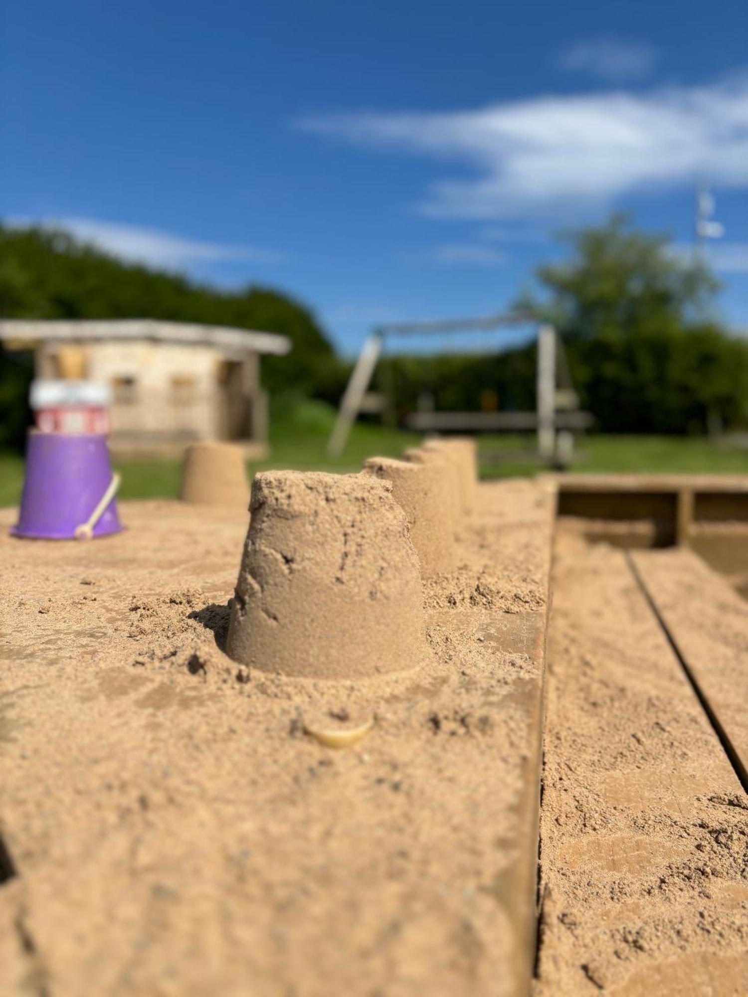 Carrowmena School House & Glamping Otel Limavady Dış mekan fotoğraf